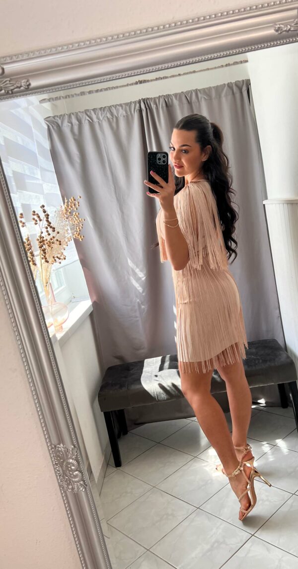 Nille nude alakformáló rojtokkal diszitett ruha - Image 5