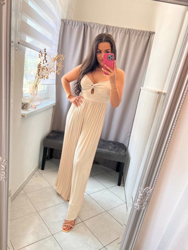 Milla pliszirozott vékony pántos nude overál - Image 3