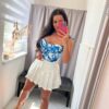 Flor vállán fodros kék-fehér mintás body - Image 4
