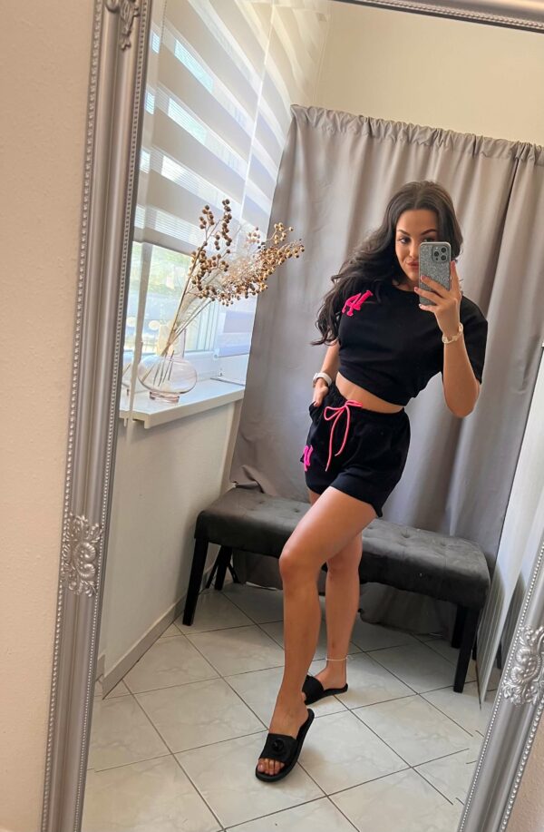 Lisa kétrészes fekete-pink szett