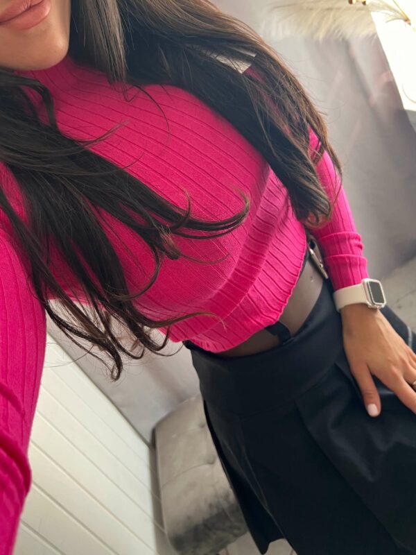 Marietta bordázott magenta magasított nyakú felső - Image 6
