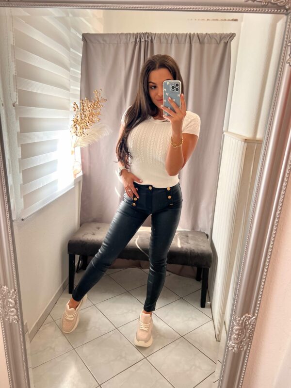 Lina bőr hatású arany gombos nadrág - Image 6