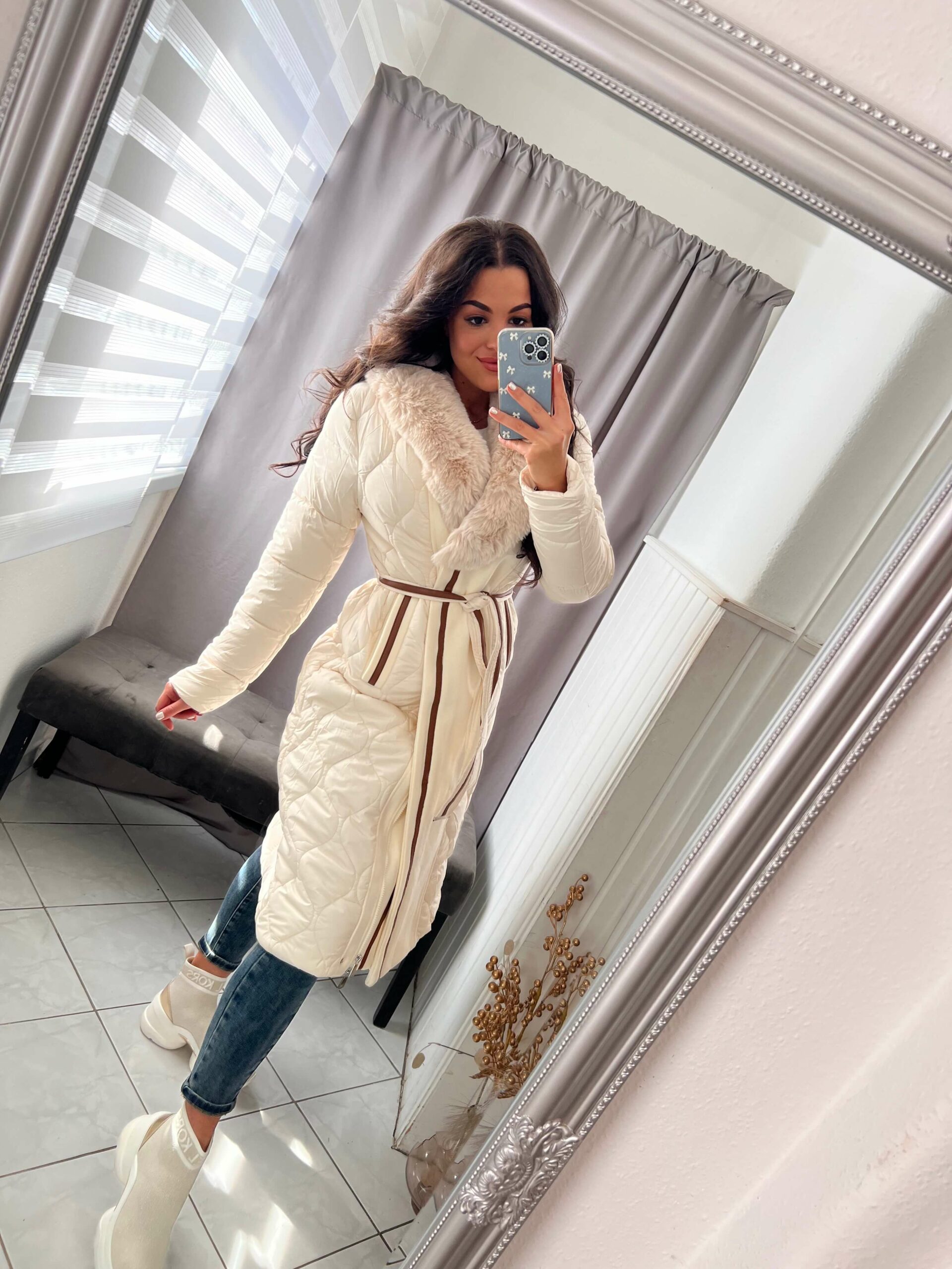Ziara világosbézs steppelt prémes maxi kabát - Image 3