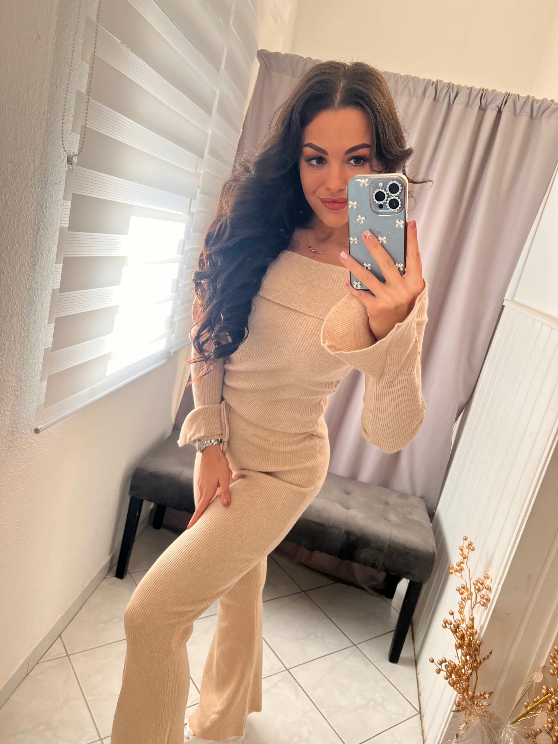 Helli kötött bézs kétrészes szett - Image 4