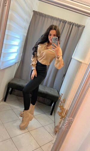 Zela bézs gyöngyös szatén ing