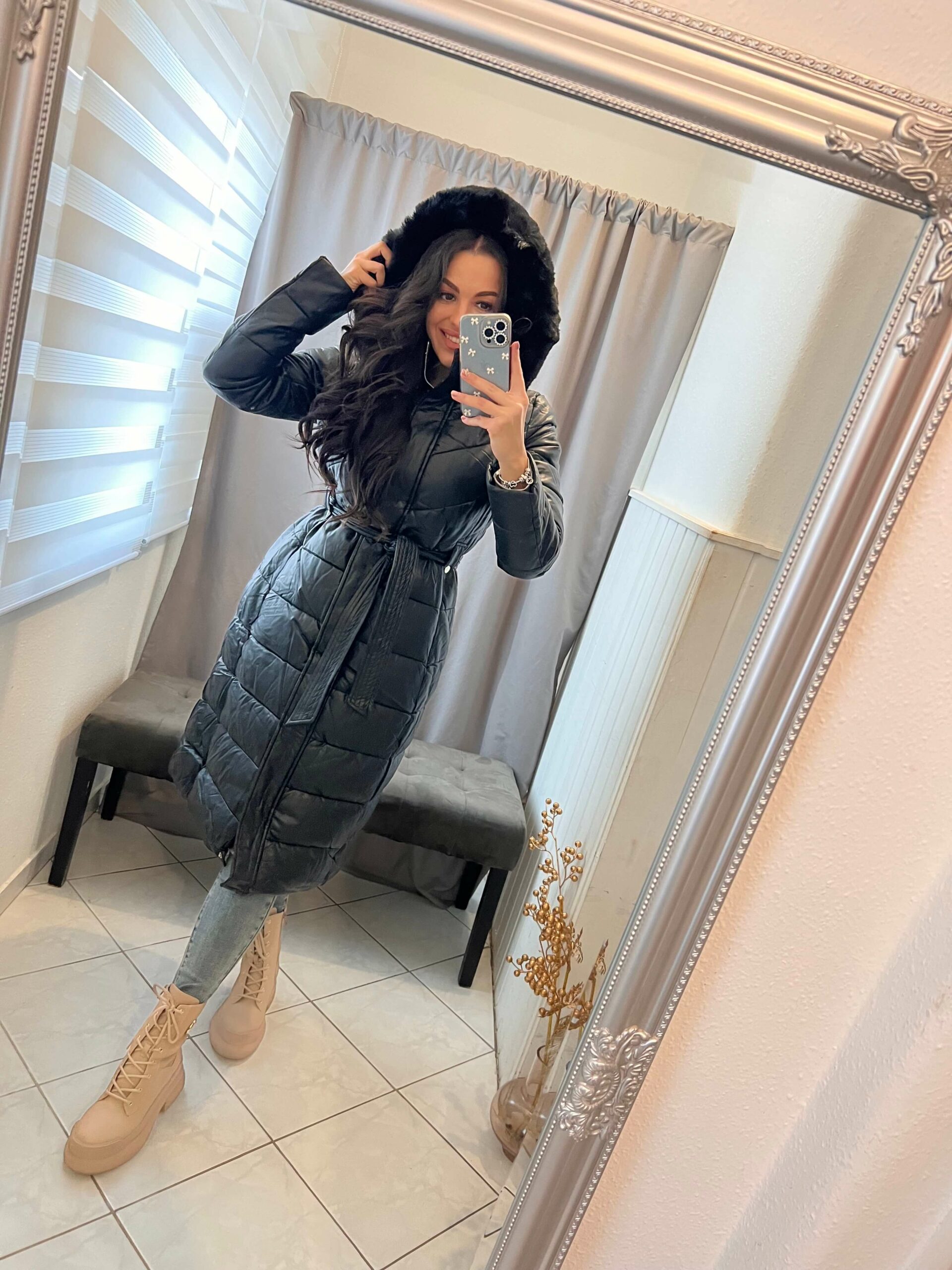 Zina fekete steppelt hosszitott kabát - Image 2