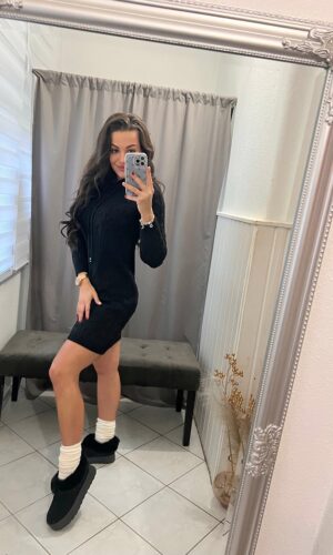 Emina kötött fekete ruha