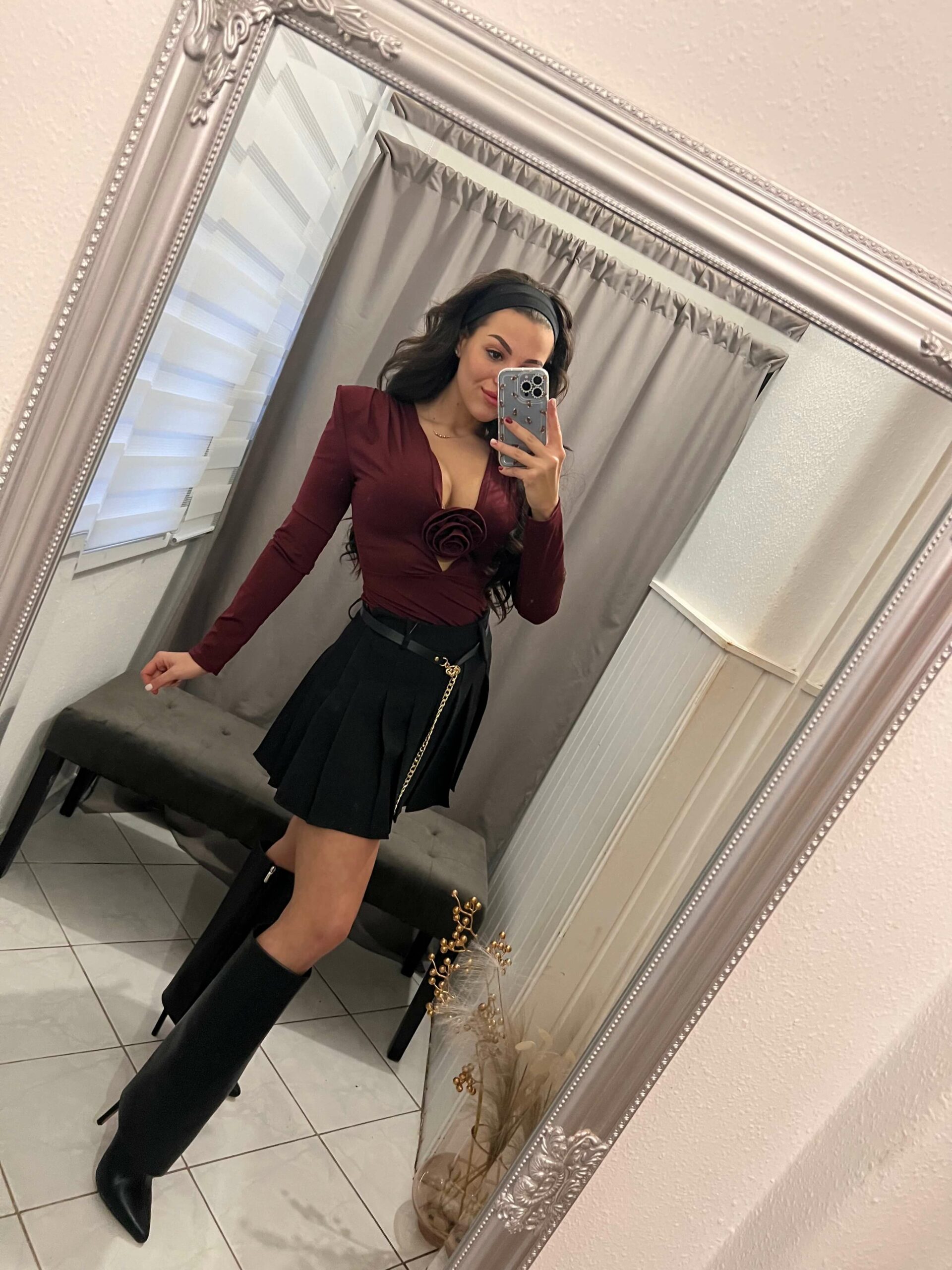 Filn fekete fodros szoknya nadrág láncos övvel - Image 4