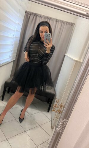 Lilen kövezett fekete tüll body