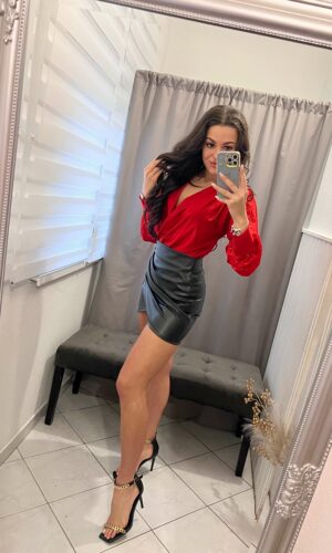 Moose szatén tüll ujjú piros body