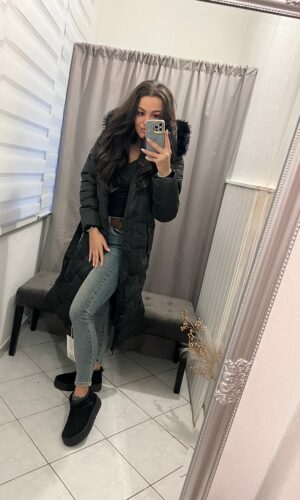 Nila steppelt fekete maxi kabát