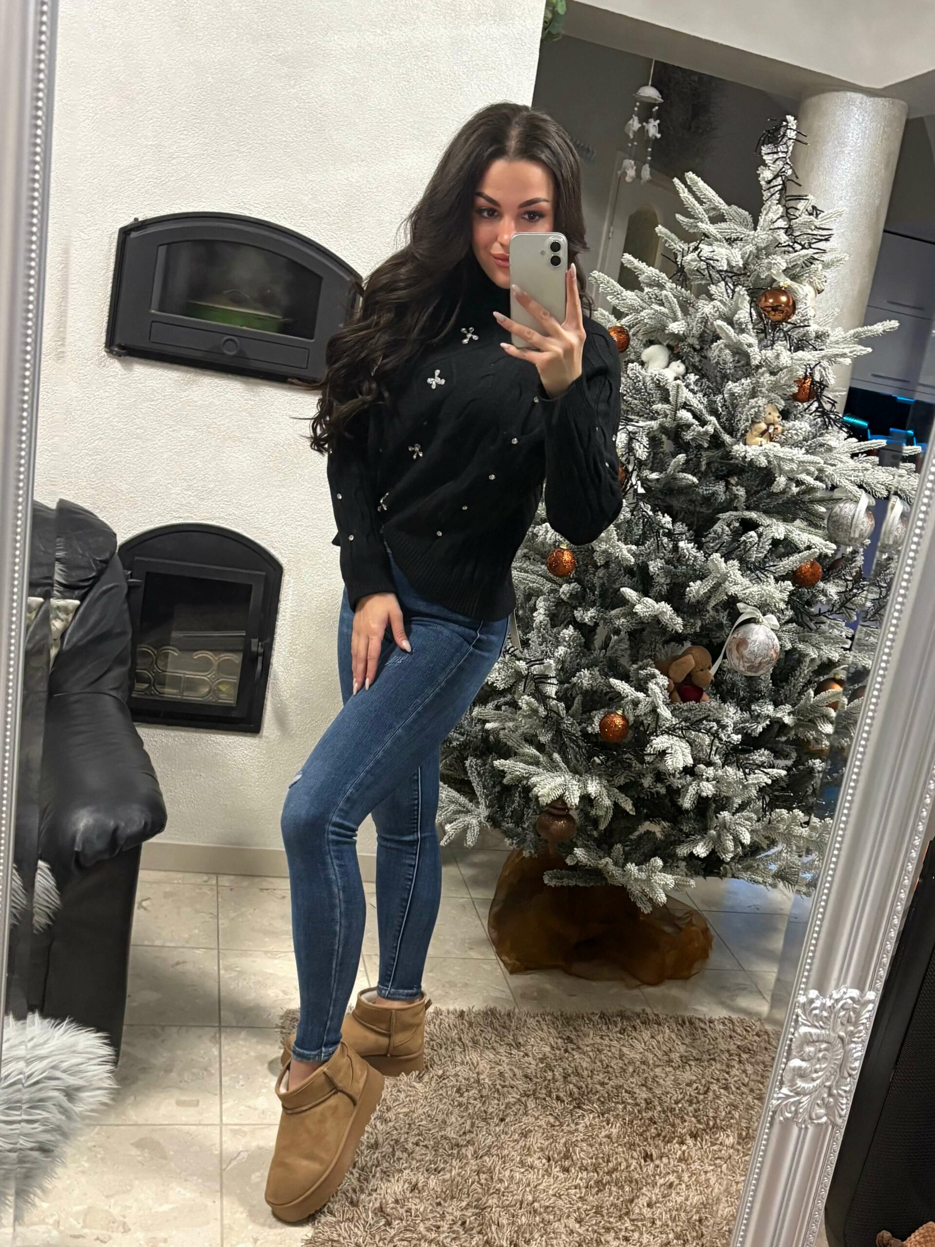 Arie köves garbós kötött fekete pulóver