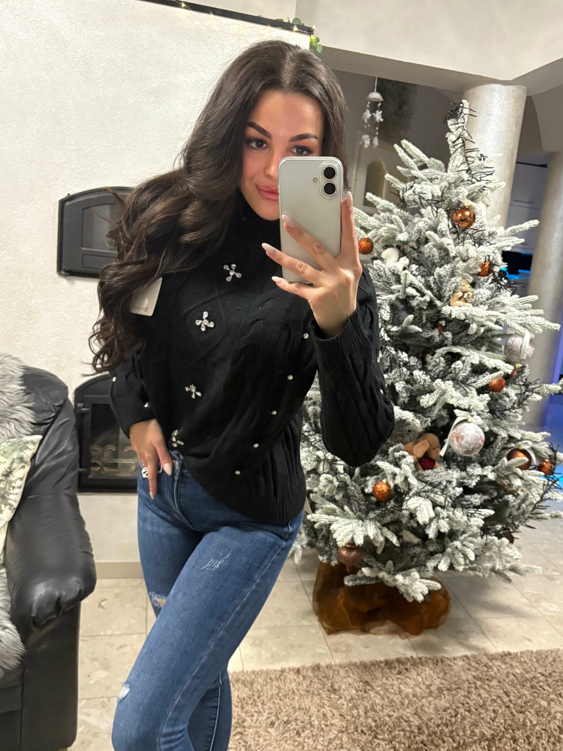 Arie köves garbós kötött fekete pulóver - Image 3