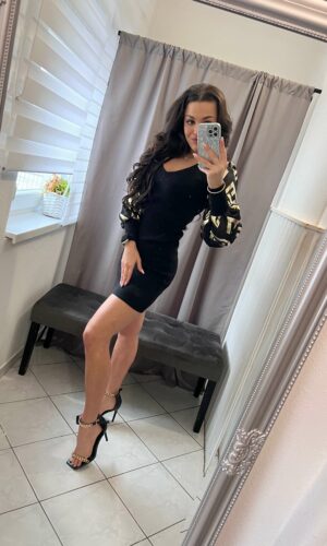 Flw fekete-arany ruha