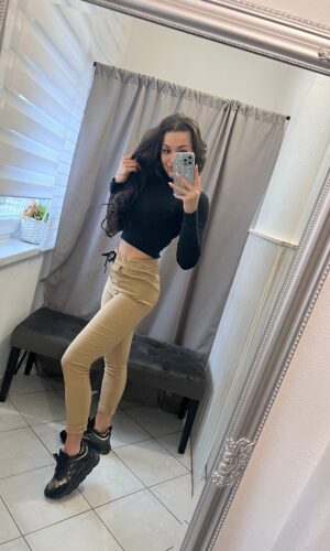 Blo barna gumis derekú nadrág