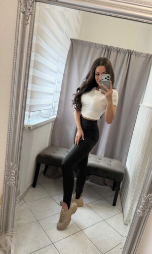 Zoe fekete pantallós leggings