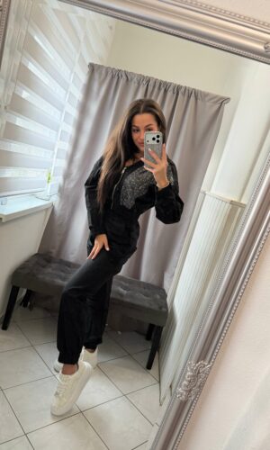 Jezi köves kétrészes fekete szett