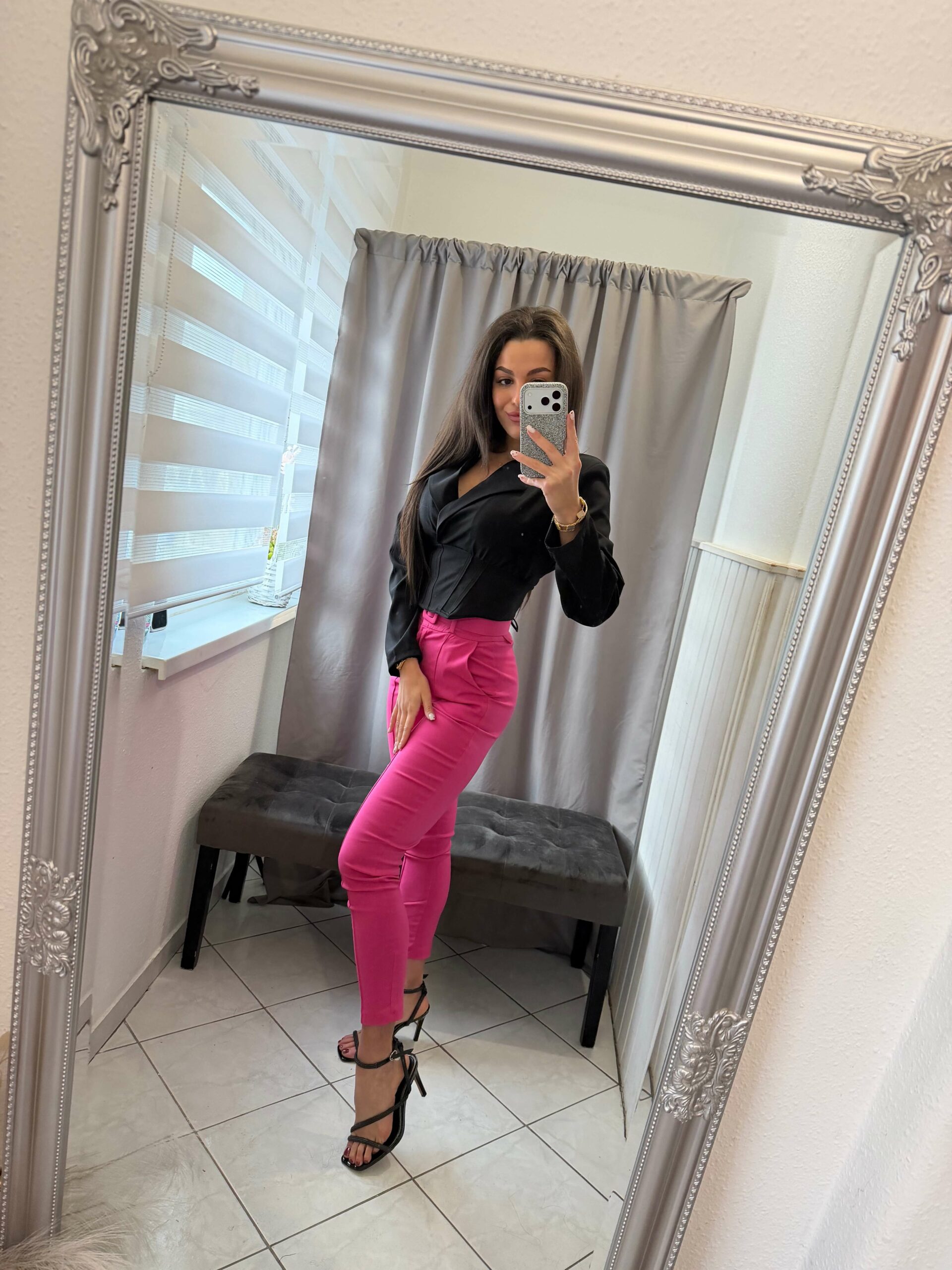 Lera fűzős fekete ing