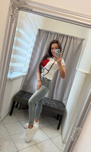 Zera rövid ujjú fehér sziv mintás felső