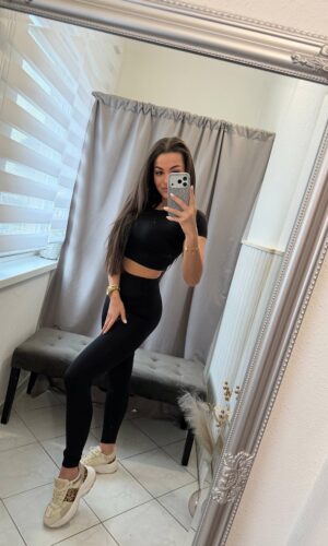 Nire alakformáló kétrészes fekete szett