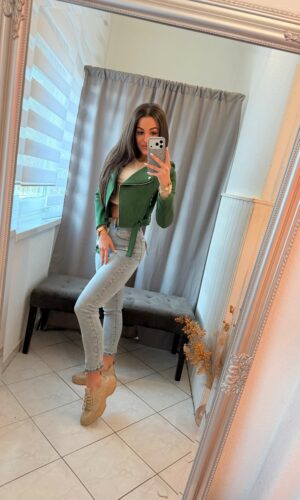 Manka velúr zöld kabát