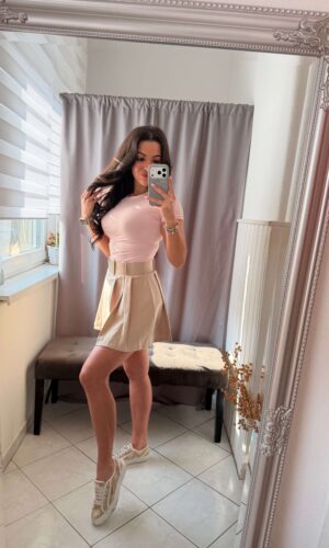 Gella basic rövid ujjú púder felső