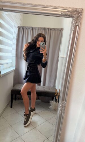 Lizi sötétkék szoknya nadrágos farmer szett